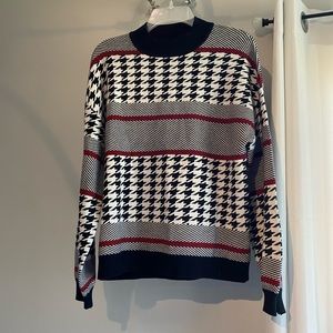 Cozy and Cute sweater with houndstooth detail